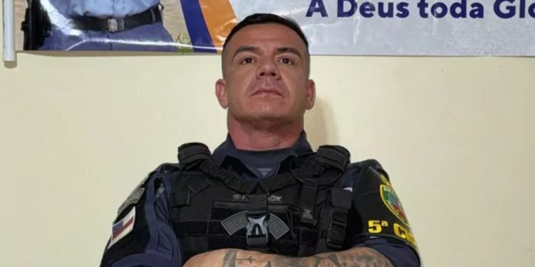 Capitão da PM acusado de liderar esquema de 'rachadinha' no Amazonas se entrega à polícia