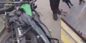 Vídeo: Motociclista perde o controle e garupa m0rr3 ao ser arremess@da da ponte em Manaus